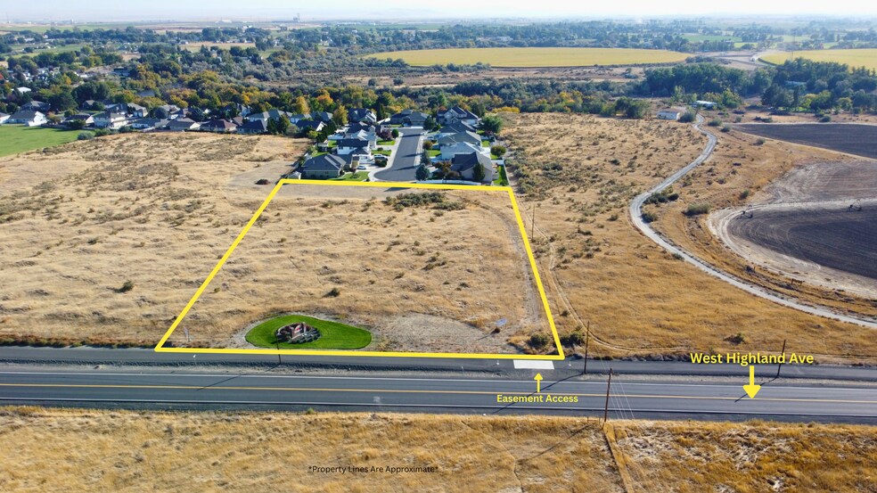 1825 W Highland Ave, Hermiston, OR à vendre - Photo du bâtiment - Image 2 de 2