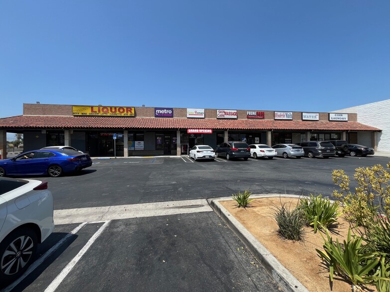 1027-1047 E Amar Rd, West Covina, CA for lease - Building Photo - Image 1 of 2