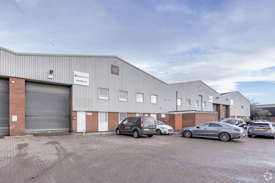 Alexandra Way, Ashchurch à louer - Photo du bâtiment - Image 3 de 3