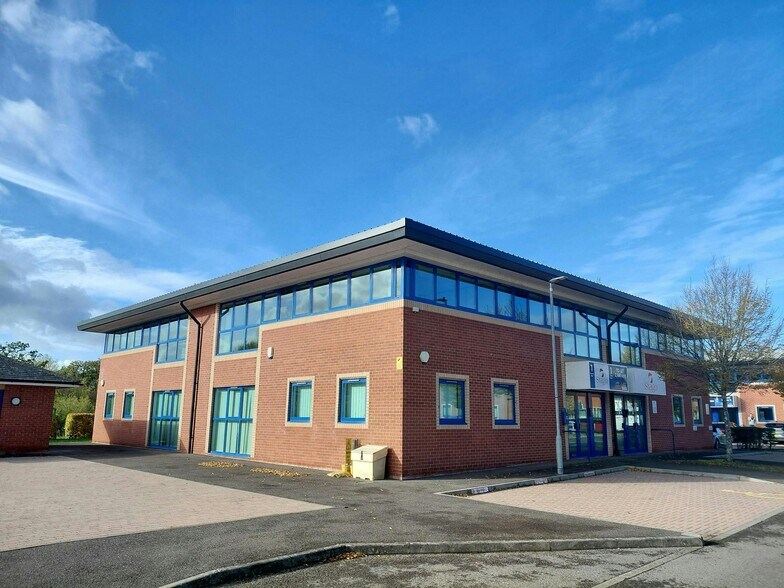 Station Rd, Reading à louer - Photo du bâtiment - Image 1 de 17