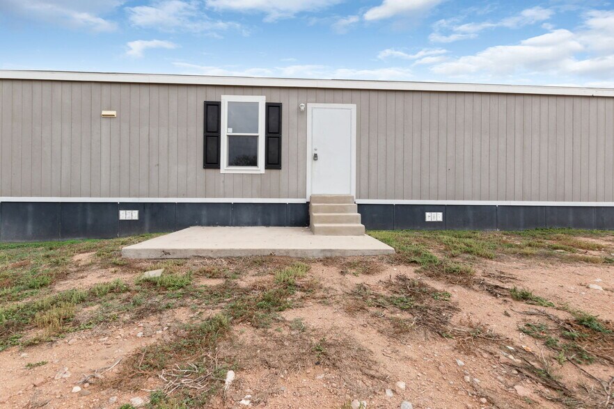 Kingsland Mobile Home Park portefeuille de 1 propriétés à vendre sur LoopNet.ca - Photo du bâtiment - Image 3 de 22