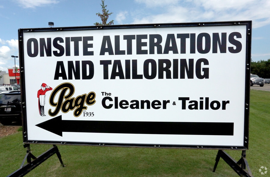 140 St Albert Trl, St. Albert, AB for lease - Building Photo - Image 3 of 5