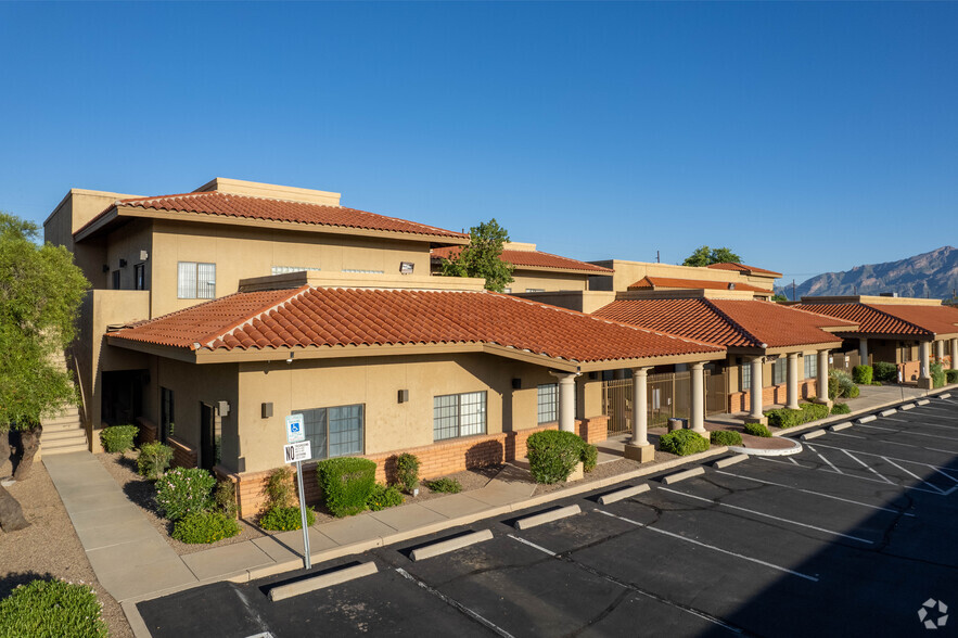 5920 E Pima St, Tucson, AZ à louer - Photo du bâtiment - Image 1 de 8