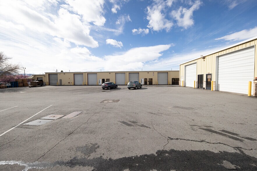 1565 Glendale Ave, Sparks, NV à louer - Photo du bâtiment - Image 3 de 4