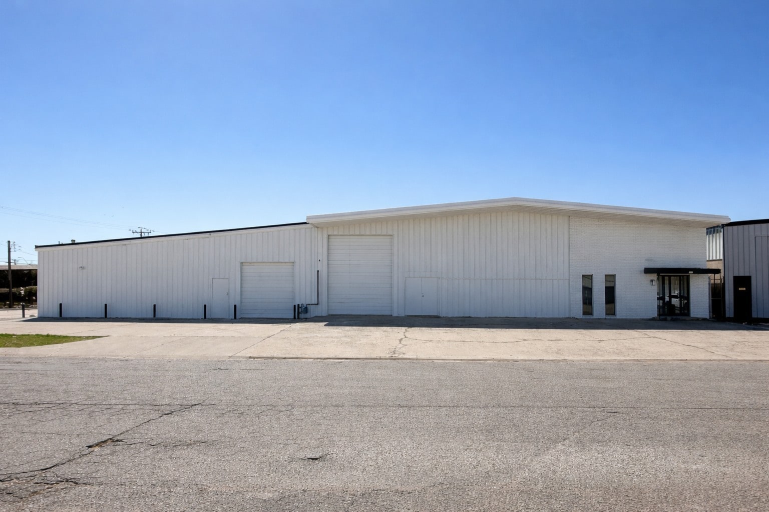 2412 SW 14th St, Oklahoma City, OK for lease Primary Photo- Image 1 of 2