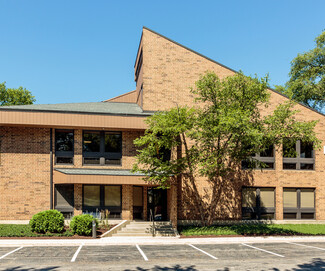 Plus de détails pour 2100 Manchester Rd, Wheaton, IL - Bureau à louer