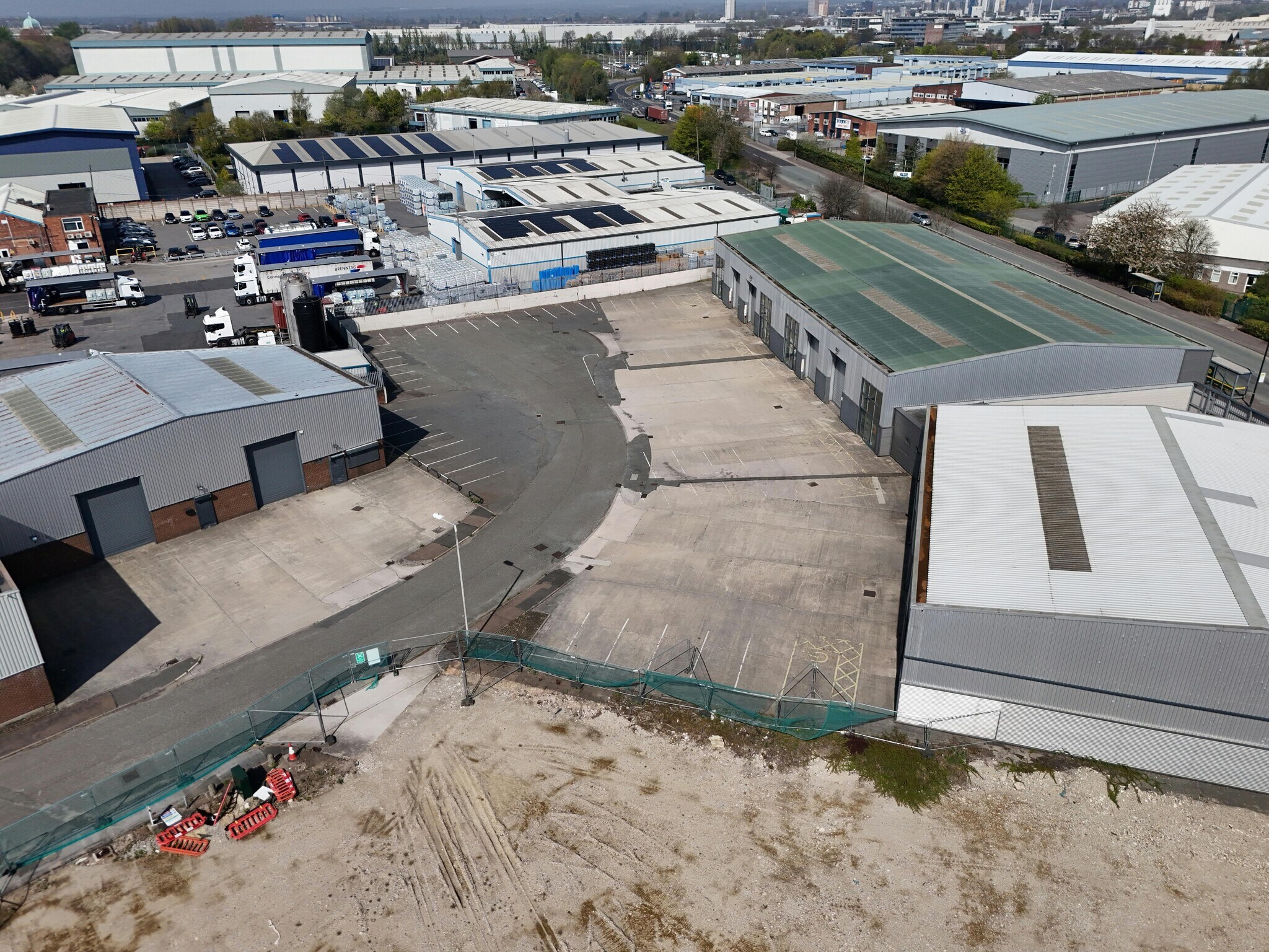 Textilose Rd, Manchester à louer Photo du bâtiment- Image 1 de 49