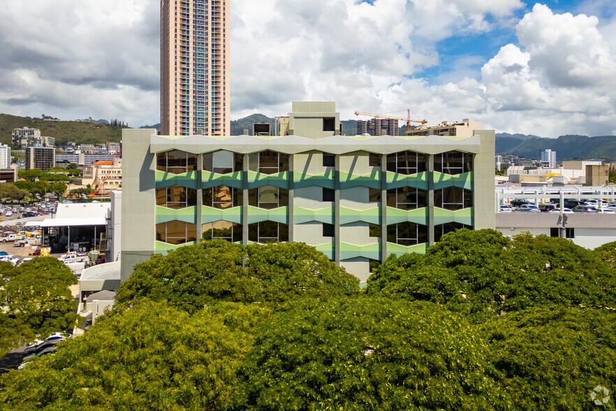 770 Kapiolani Blvd, Honolulu, HI à louer - Photo du bâtiment - Image 2 de 8