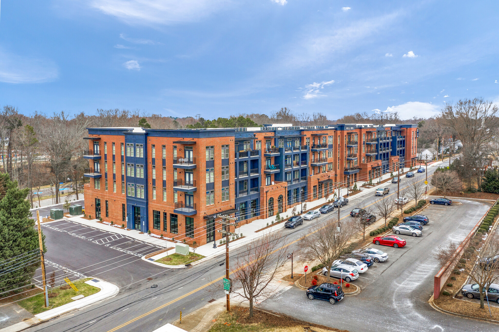 201 N Church St, Mooresville, NC for lease Building Photo- Image 1 of 53