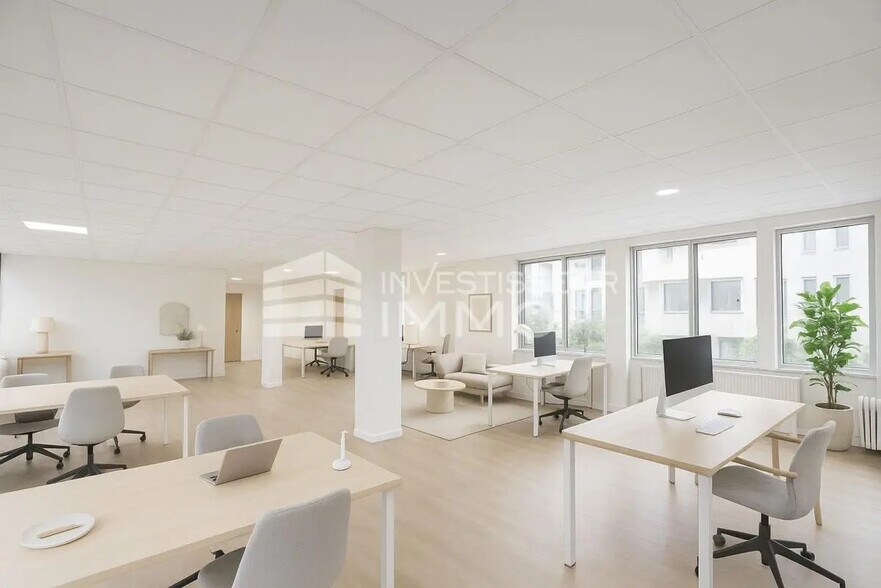 Bureau dans Boissy-Saint-Léger à louer - Photo du bâtiment - Image 1 de 7