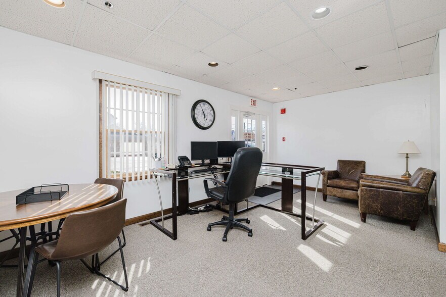 63 Winthrop St, Taunton, MA à vendre - Photo du bâtiment - Image 3 de 30