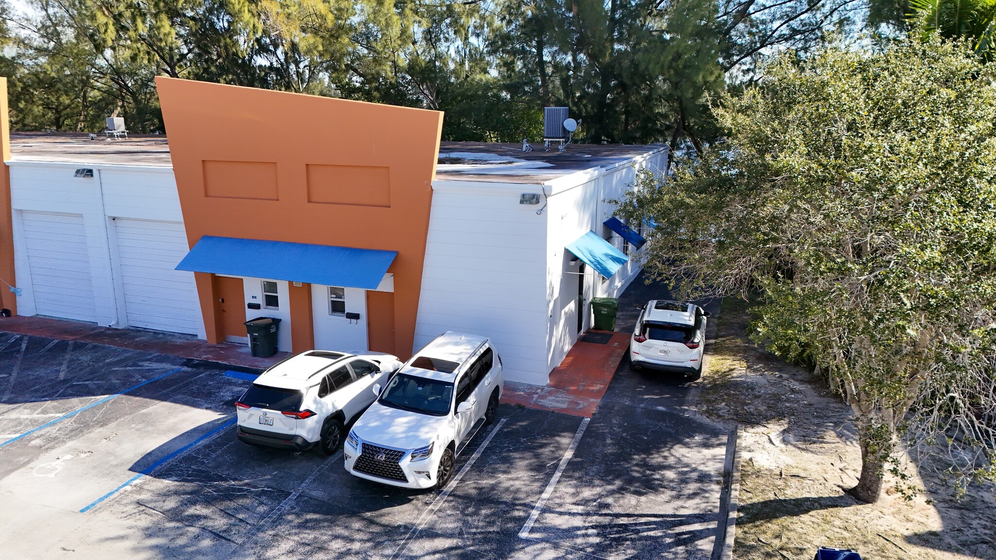 401-425 NW 10th Ter, Hallandale Beach, FL for sale Building Photo- Image 1 of 13