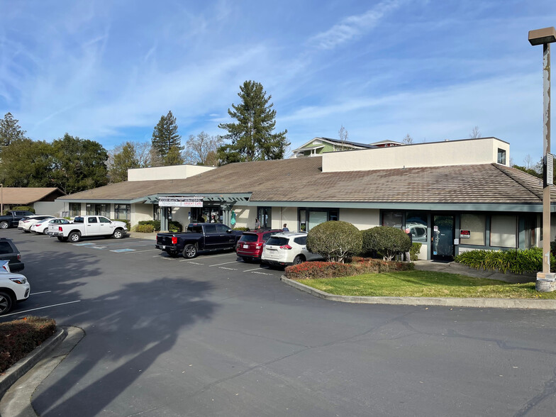 555 Petaluma Ave, Sebastopol, CA for lease - Primary Photo - Image 1 of 5