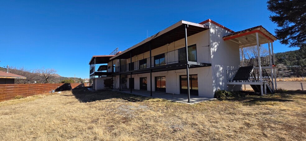 107 El Paso Rd, Ruidoso, NM à vendre - Photo du bâtiment - Image 2 de 11