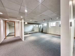 1777 S Bellaire St, Denver, CO for lease Interior Photo- Image 1 of 7