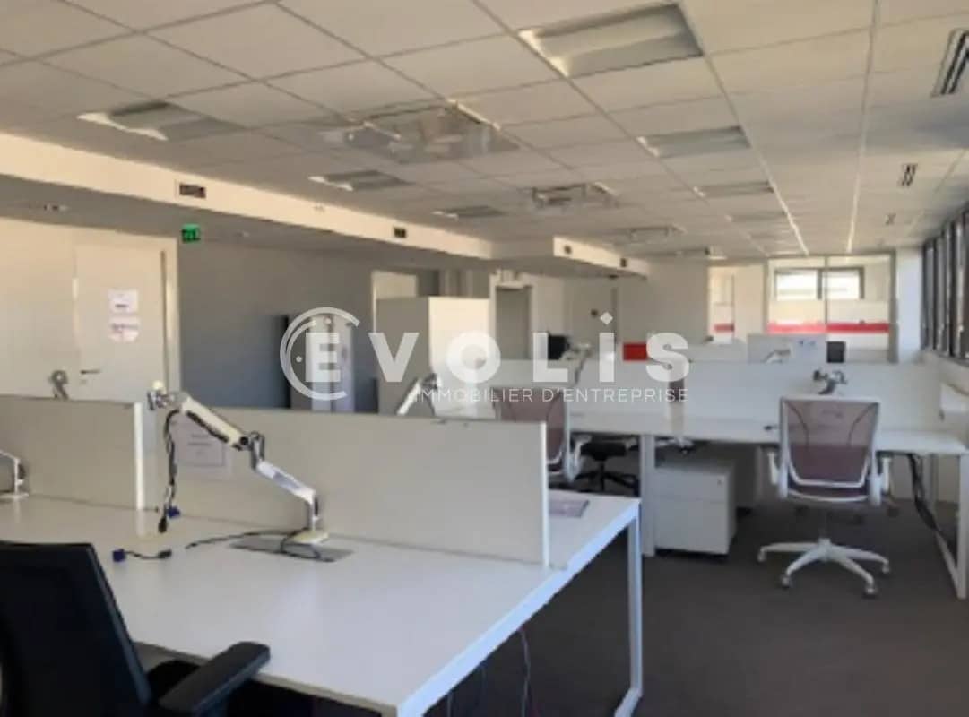 148-156 Rue Gallieni, Boulogne-Billancourt for lease Interior Photo- Image 1 of 5