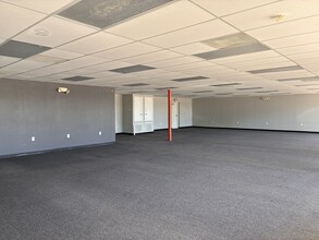 11300-11330 Old Katy Rd, Houston, TX for lease Interior Photo- Image 2 of 6
