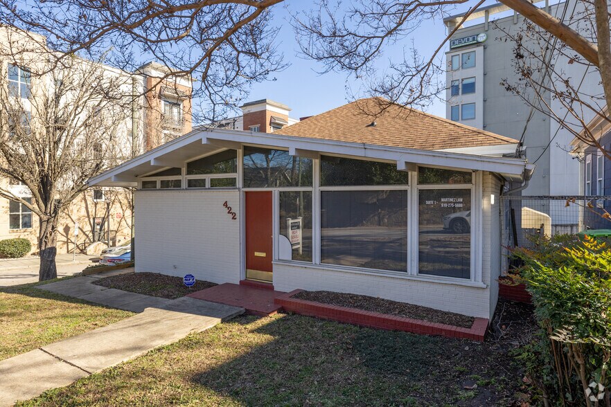 422 St Marys St, Raleigh, NC à louer - Photo principale - Image 1 de 30