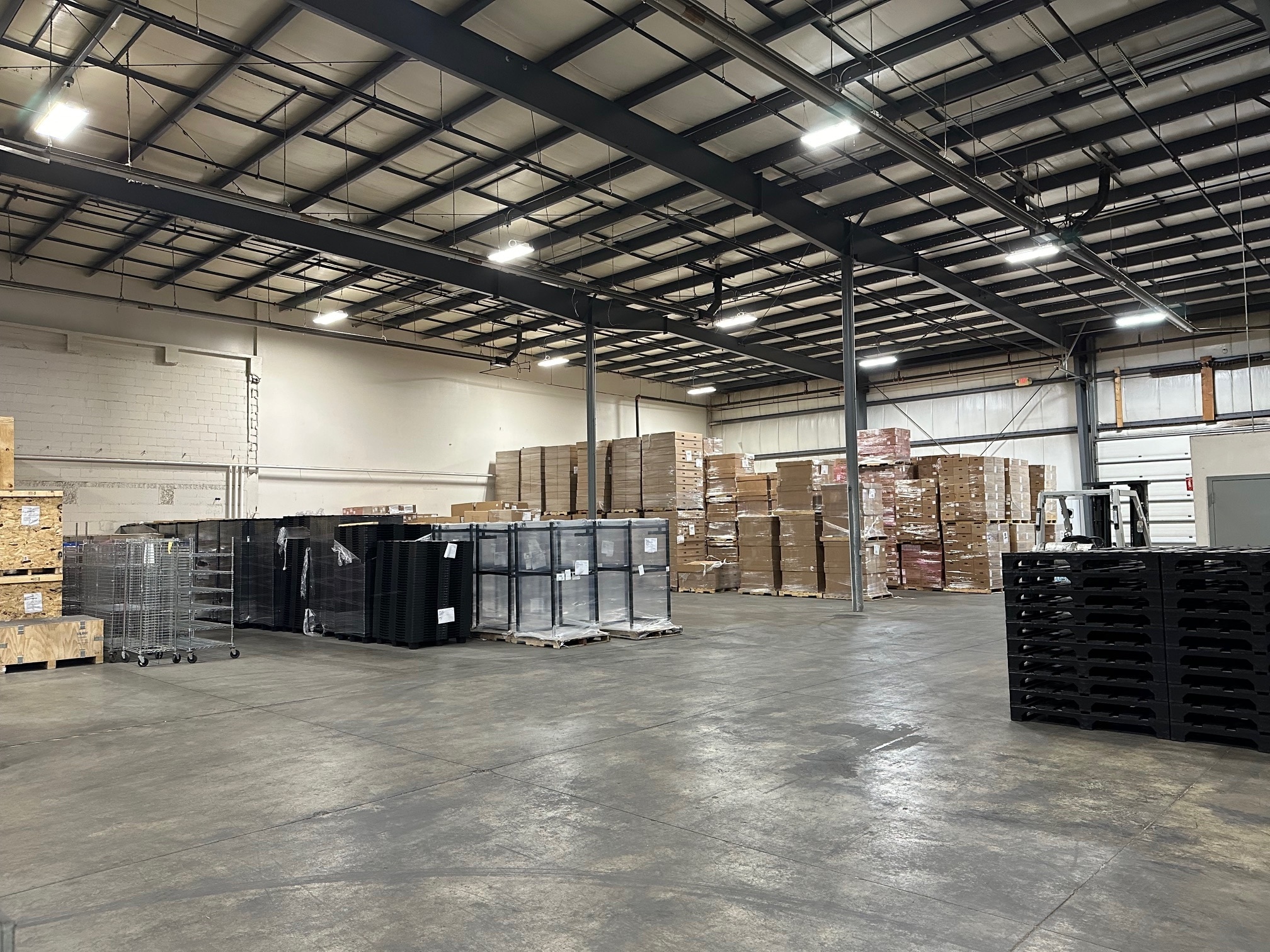 25 McConnon Dr, Winona, MN for lease Primary Photo- Image 1 of 4