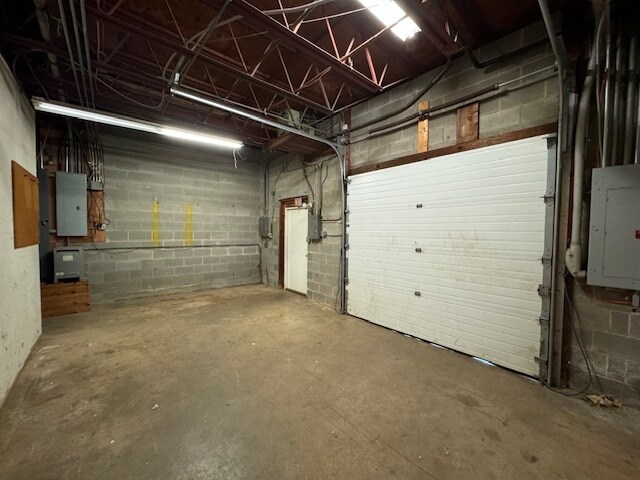 26 Jinny Hill Rd, Cheshire, CT à vendre - Photo du bâtiment - Image 2 de 11