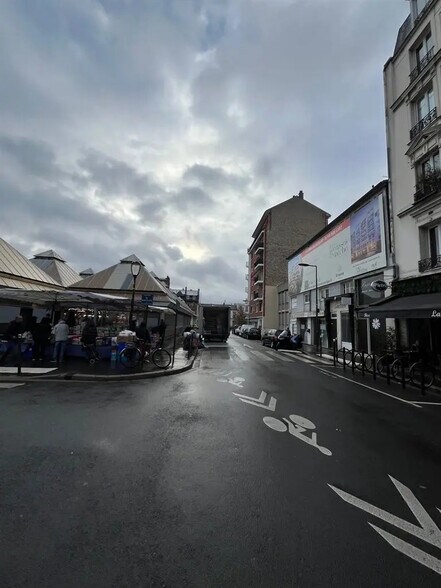 Commerce de détail dans Boulogne-Billancourt à louer - Photo du bâtiment - Image 1 de 2