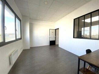More details for 60 70 Rue De La Bongarde, Villeneuve-la-Garenne - Office for Lease