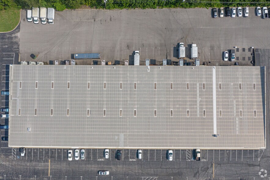 1850 Business Park Dr, Clarksville, TN à louer - Photo du bâtiment - Image 3 de 13