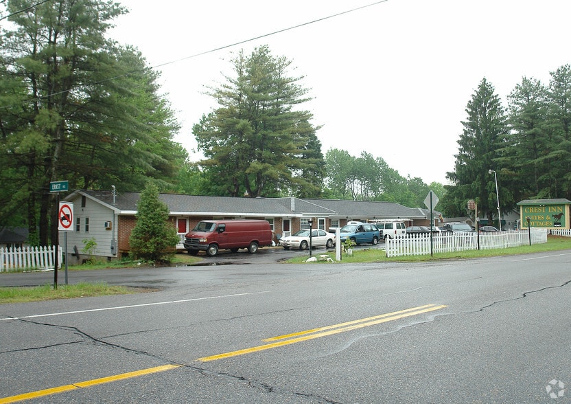 776 Us-9, Gansevoort, NY for sale - Primary Photo - Image 1 of 3