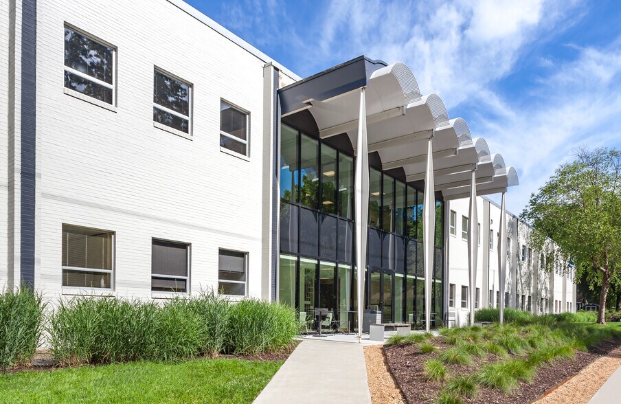 7301 Mission Rd, Prairie Village, KS à vendre - Photo principale - Image 1 de 11