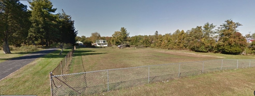 7234 Ridge Rd, Hanover, MD à vendre - Photo du bâtiment - Image 2 de 9