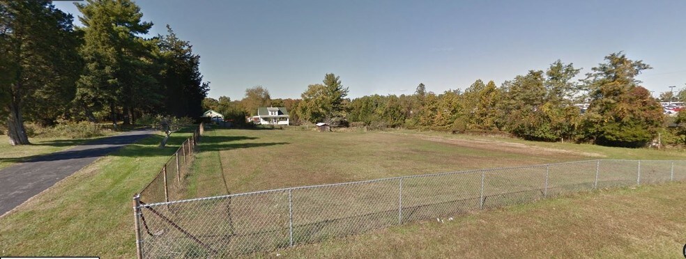 7234 Ridge Rd, Hanover, MD à vendre - Photo du bâtiment - Image 2 de 9