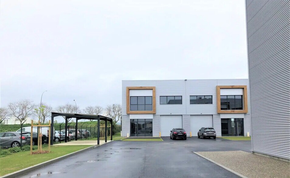 Flex dans Toulouse à louer - Photo du bâtiment - Image 3 de 17