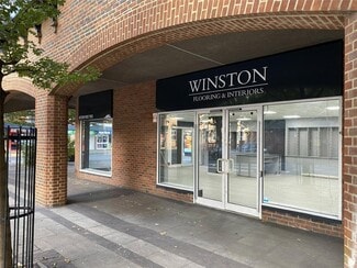 Plus de détails pour 96 Victoria Rd, Horley - Commerce de détail à louer