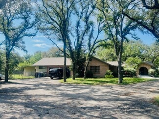 Plus de détails pour 3004 Nacogdoches Rd, San Antonio, TX - Bureau à vendre