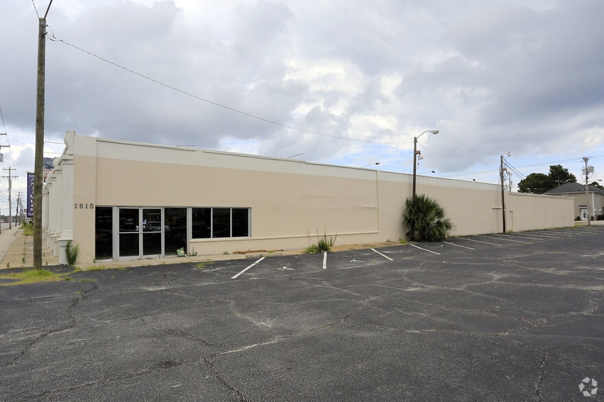 1615 Highway 17 S, North Myrtle Beach, SC for lease - Primary Photo - Image 1 of 21