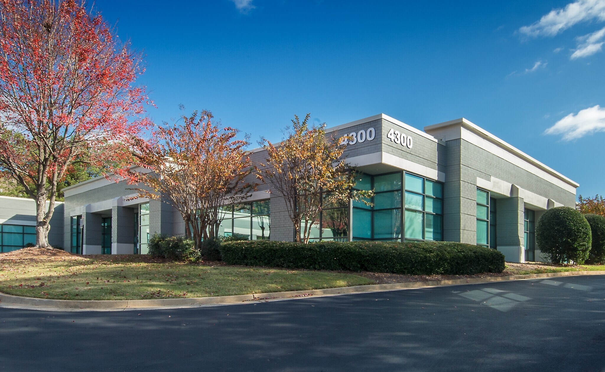 4300 Alexander Dr, Alpharetta, GA for lease Primary Photo- Image 1 of 5