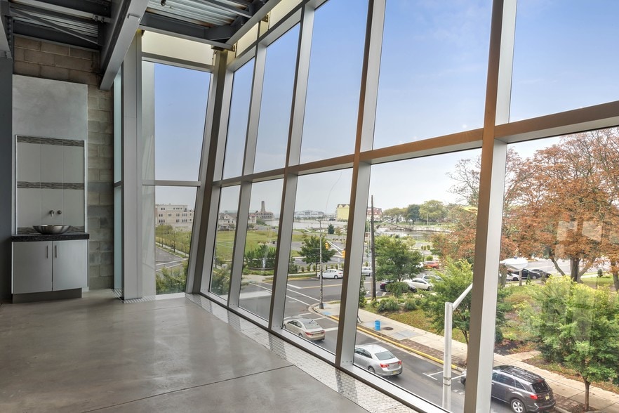 513 Cookman Ave, Asbury Park, NJ for lease - Building Photo - Image 3 of 14