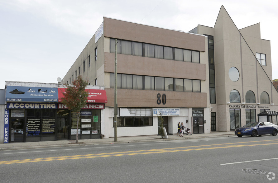 80 N Franklin St, Hempstead, NY for lease - Primary Photo - Image 1 of 5