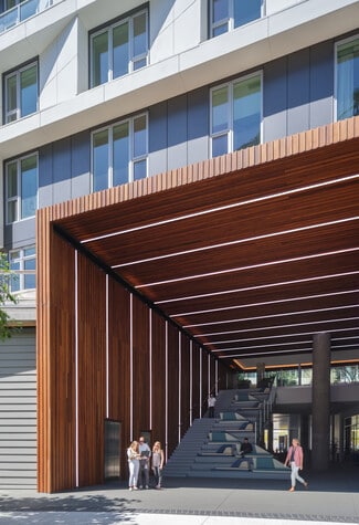 Plus de détails pour 12101 W Olympic Blvd, Los Angeles, CA - Commerce de détail à louer