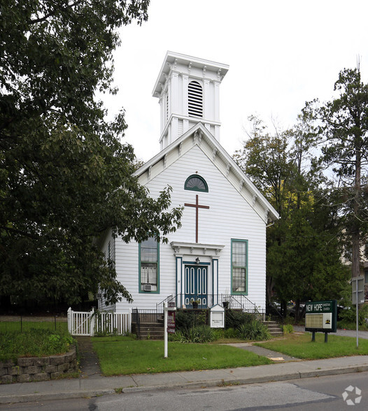 57 Main St, Monsey, NY à vendre - Photo du bâtiment - Image 2 de 2