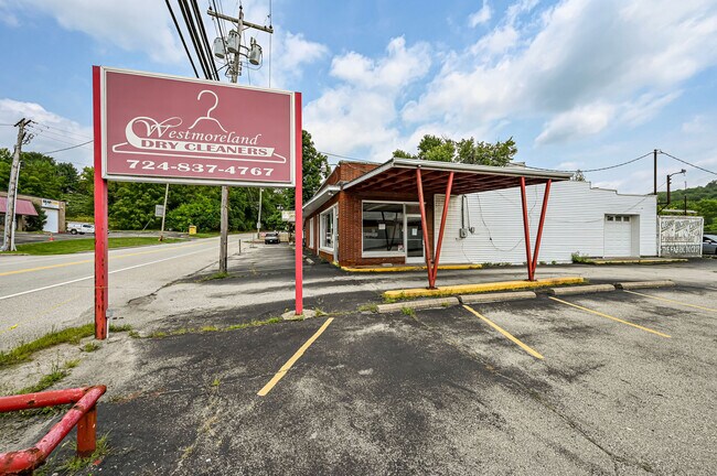 More details for 508 New Alexandria Rd, Greensburg, PA - Retail for Sale