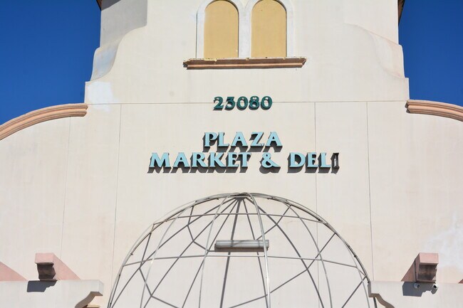 Plus de détails pour 23040-23100 Alessandro Blvd, Moreno Valley, CA - Commerce de détail à louer