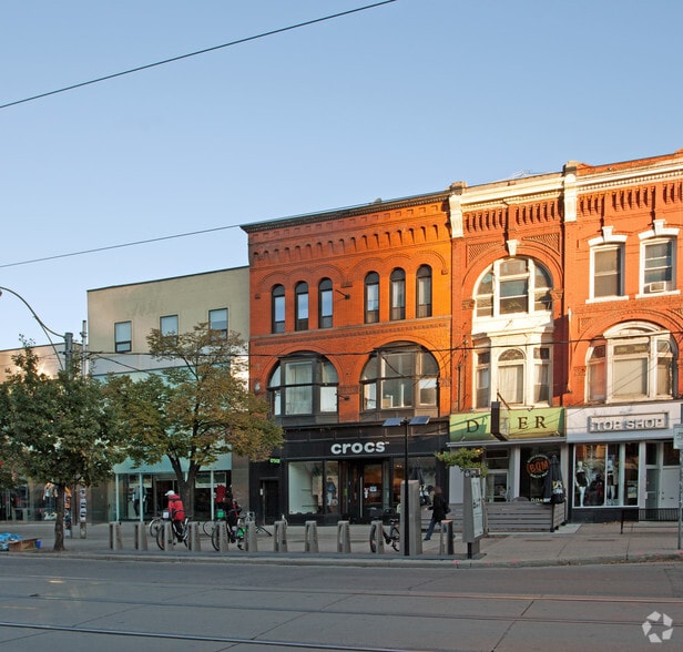 356 Queen St W, Toronto, ON for sale - Primary Photo - Image 1 of 2