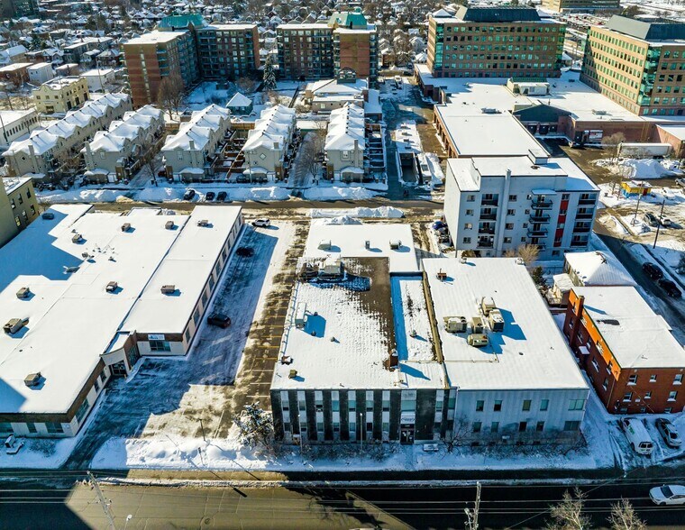 300 Parkdale Ave, Ottawa, ON à vendre - Aérien - Image 2 de 4