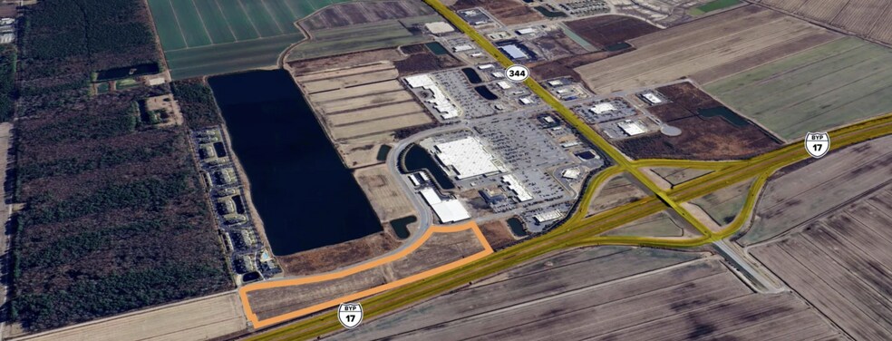 Tanglewood Pky N, Elizabeth City, NC à vendre - Photo du bâtiment - Image 2 de 8