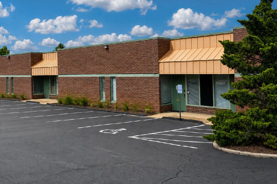 2560-2576 Metro Blvd, Maryland Heights, MO à vendre - Photo du bâtiment - Image 2 de 4