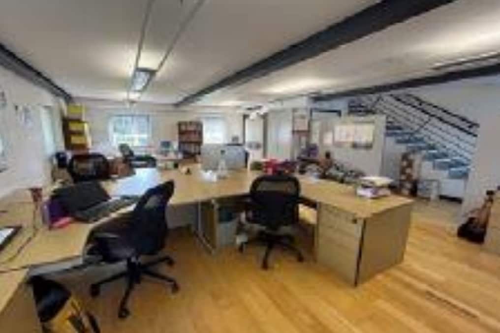 Pine Ct, Swindon à louer Photo intérieure- Image 1 de 2