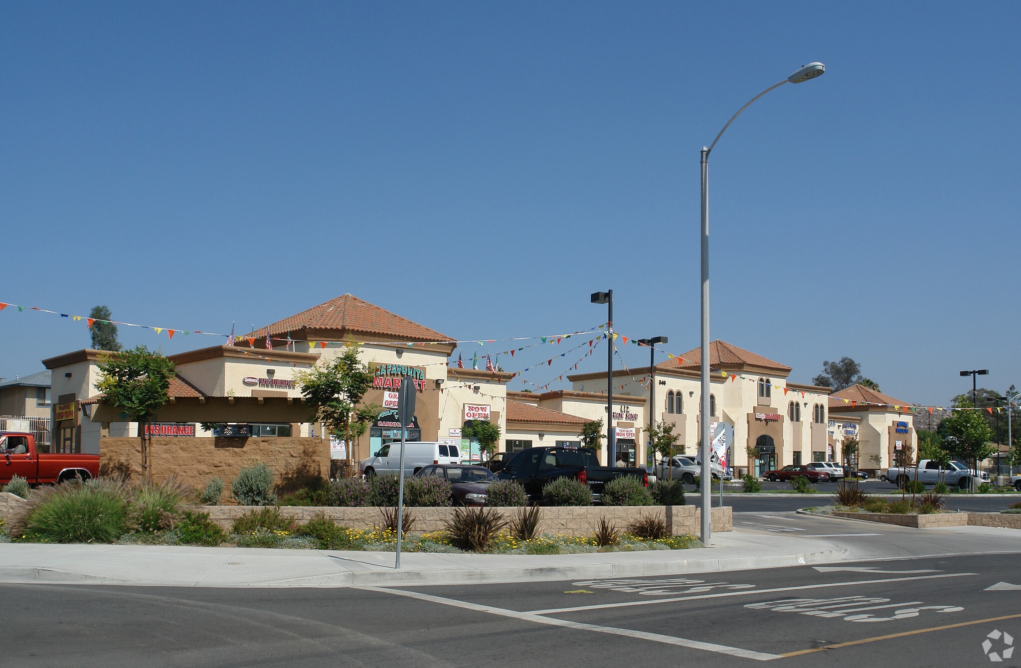 546 Indian Hills Cir, Perris, CA for lease Building Photo- Image 1 of 4