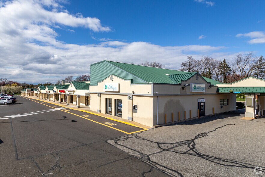 2127-2197 Galloway Rd, Bensalem, PA à louer - Photo du bâtiment - Image 1 de 7