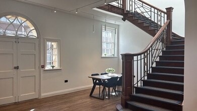 Priory Hl, Dartford à louer Hall d’entrée- Image 1 de 5